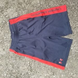 Boys size 7 under armour shorts